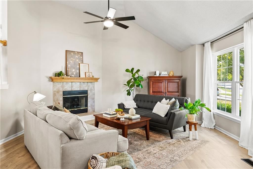 21205 W 125th Terrace — photo 3