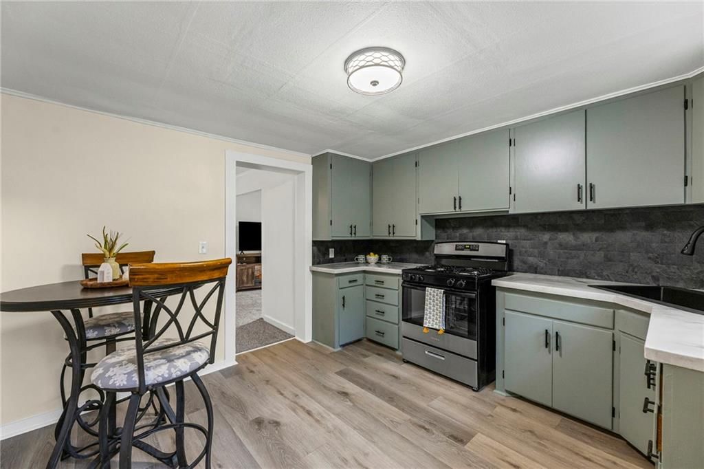 738 S Elm Street — photo 14