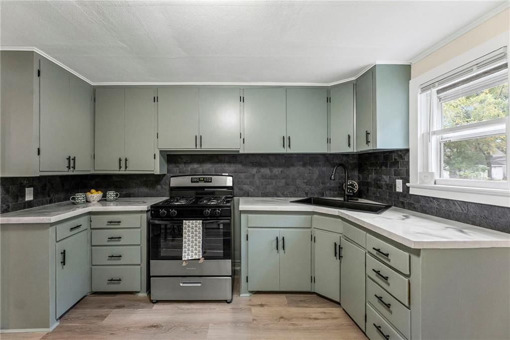 738 S Elm Street — photo 15