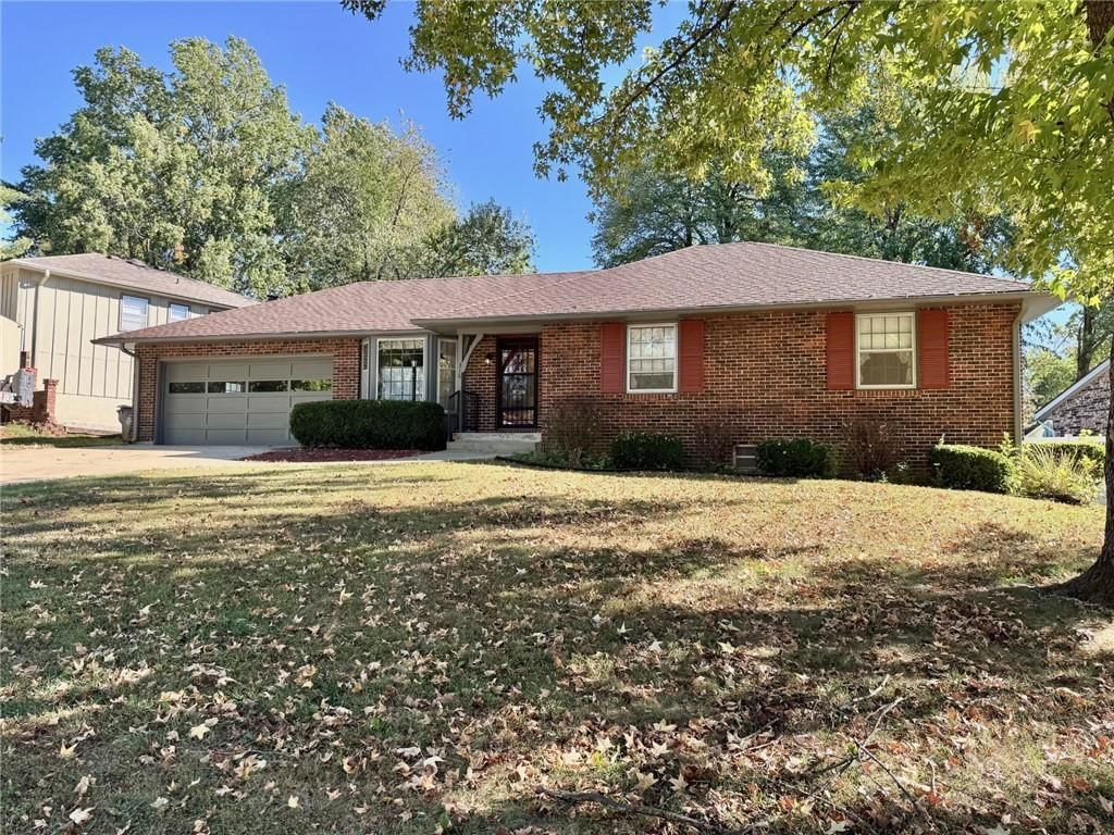 316 Jones Avenue — photo 3