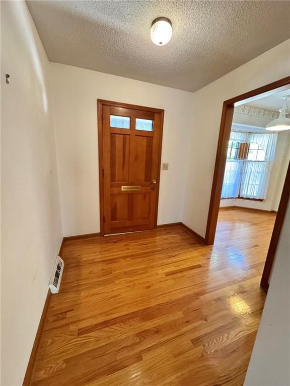 316 Jones Avenue — photo 9