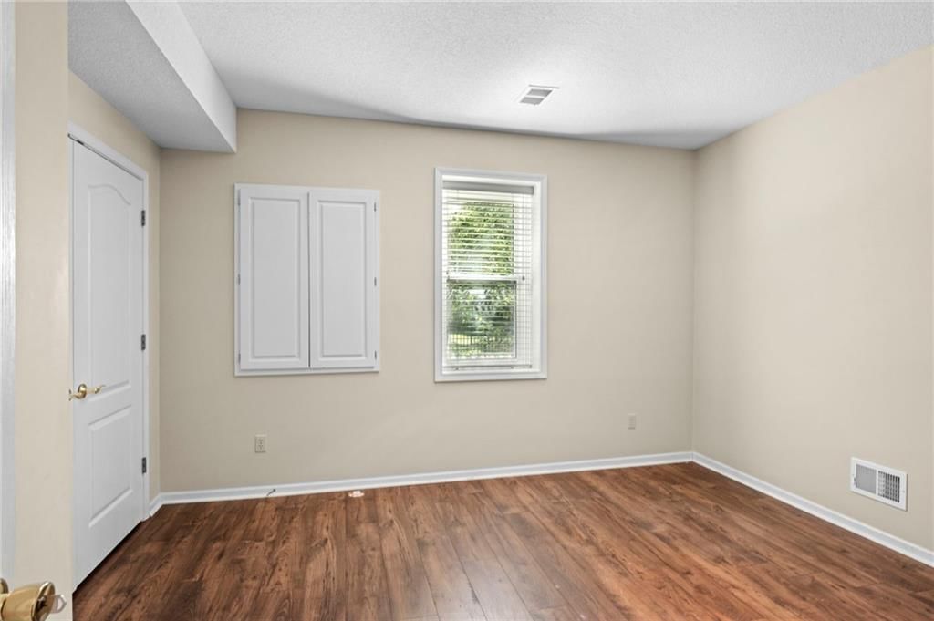 4421 W 150th Street — photo 34
