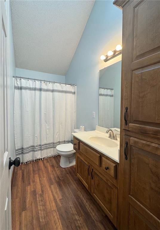500 Grant Avenue S — photo 13