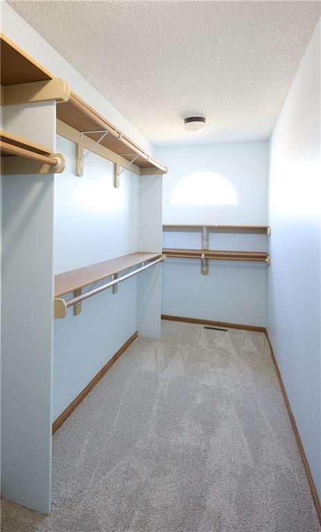 500 Grant Avenue S — photo 18