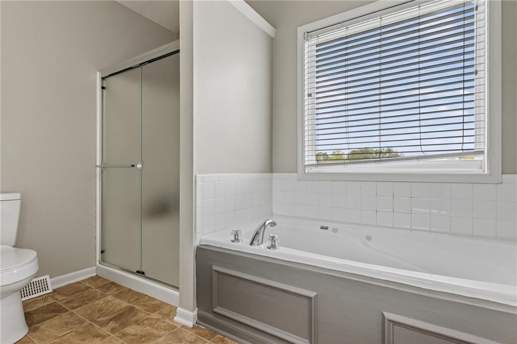 1730 NE Chowning Drive — photo 17