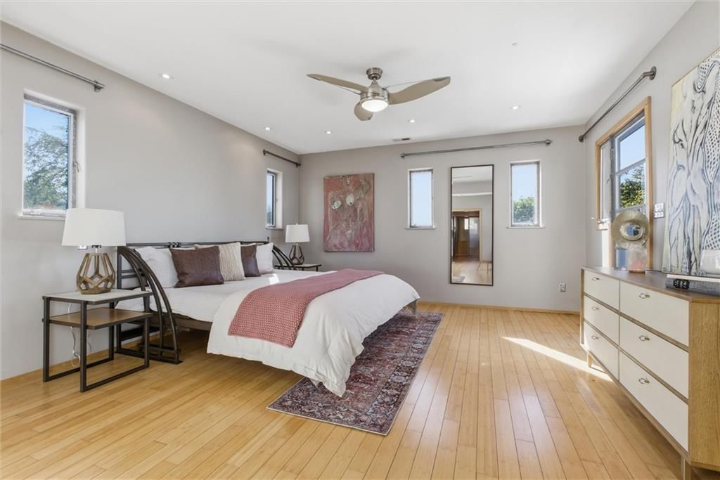 1520 Jarboe Street — photo 19