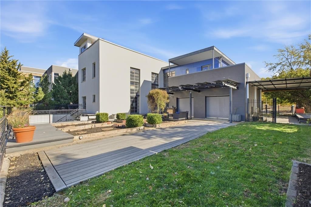 1520 Jarboe Street — photo 45