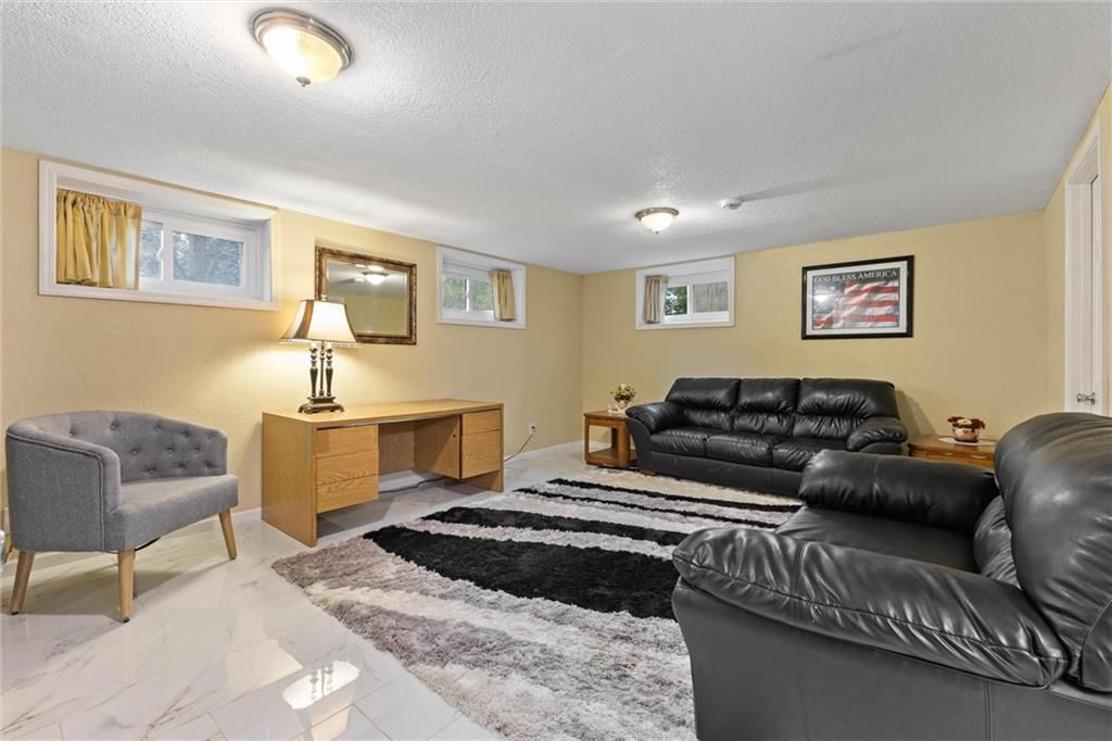 9206 W 100th Street — photo 28