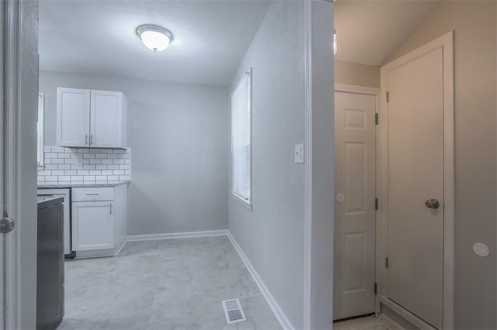 11308 E 78th Street — photo 9