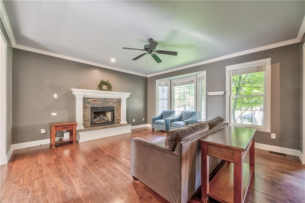 4713 Lone Elm Street — photo 10