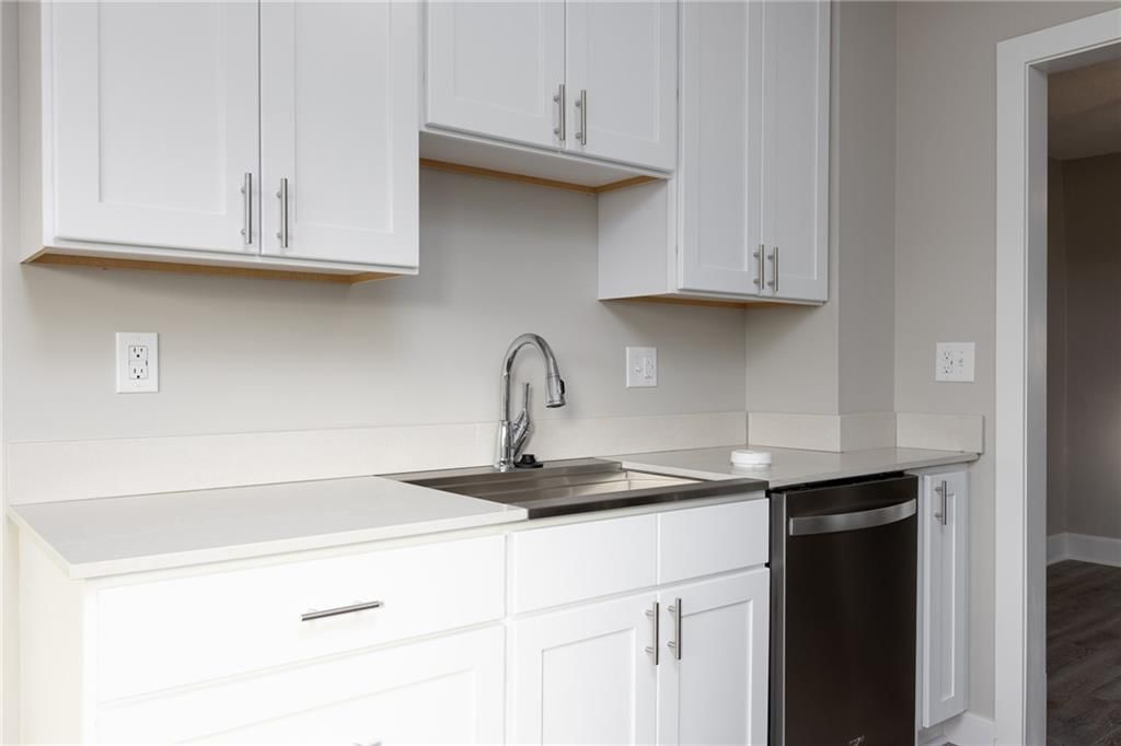 1219 E 21st Avenue — photo 11