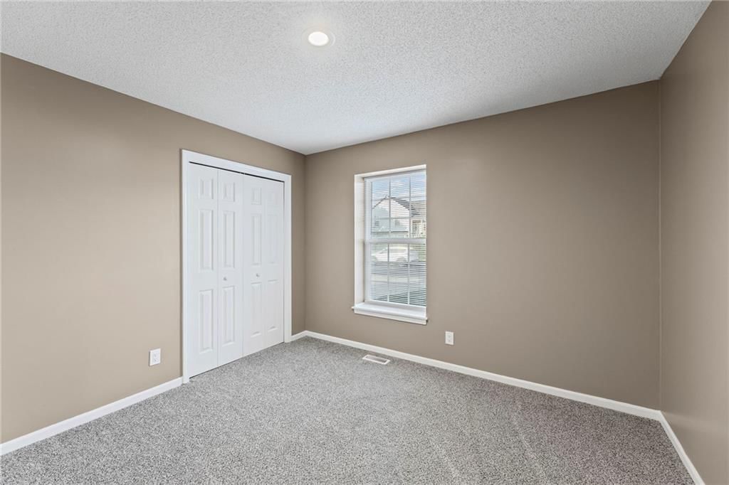 341 N Hickory Street — photo 22