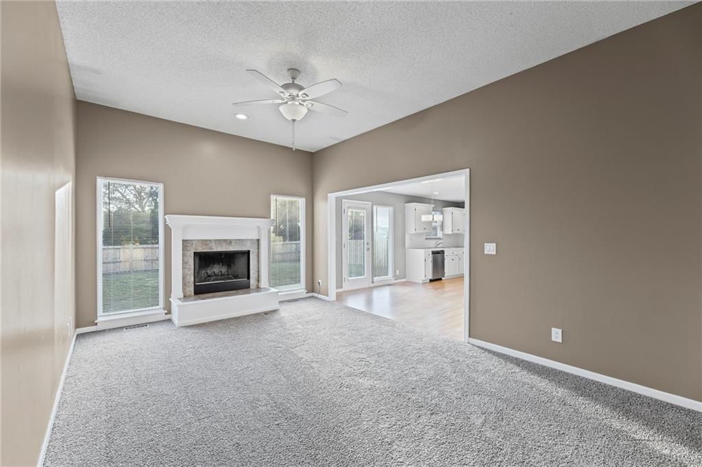 341 N Hickory Street — photo 7