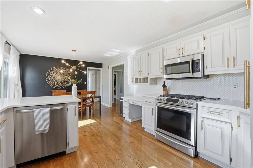 5013 W 65th Terrace — photo 17