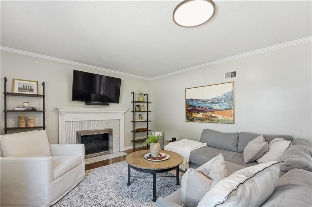5013 W 65th Terrace — photo 6