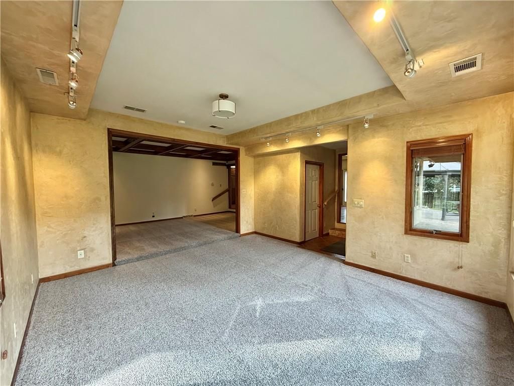 10703 W 67th Street — photo 23