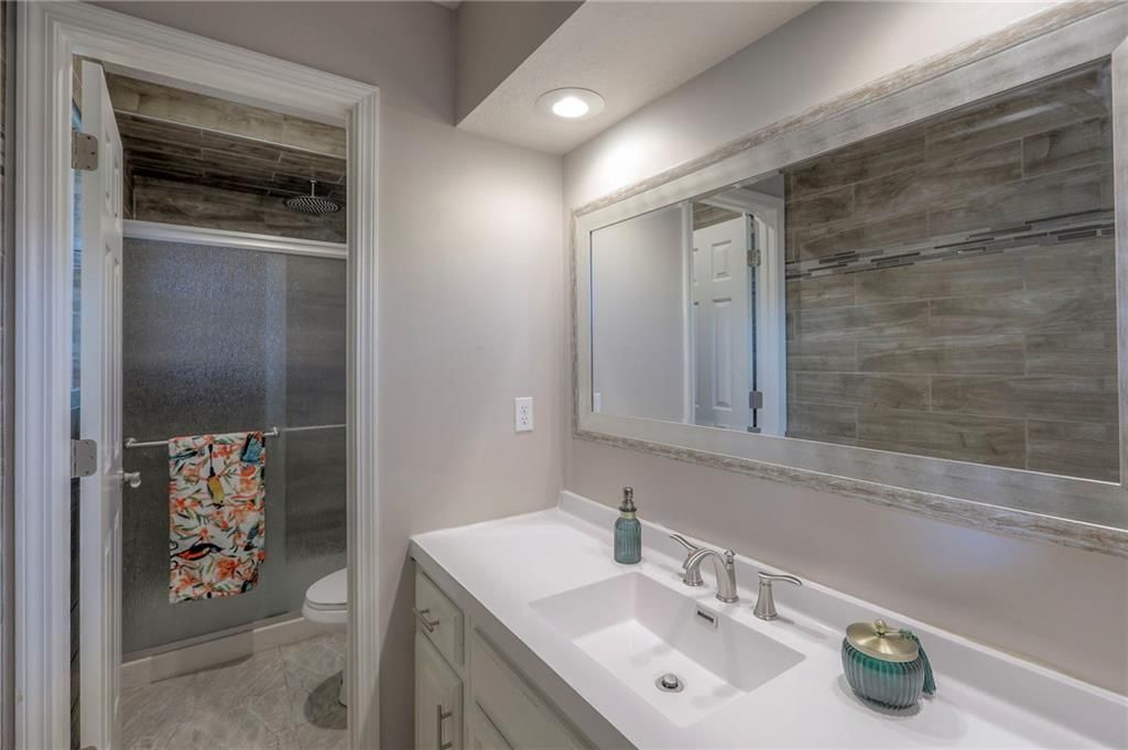 9817 W 83 Terrace — photo 13