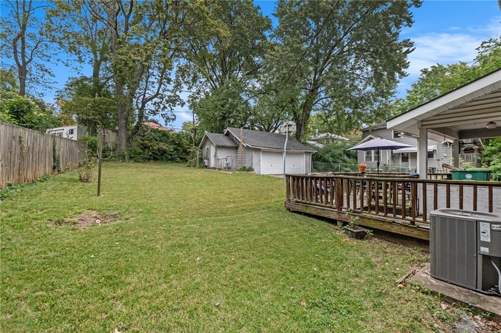 2212 Nebraska Avenue — photo 22