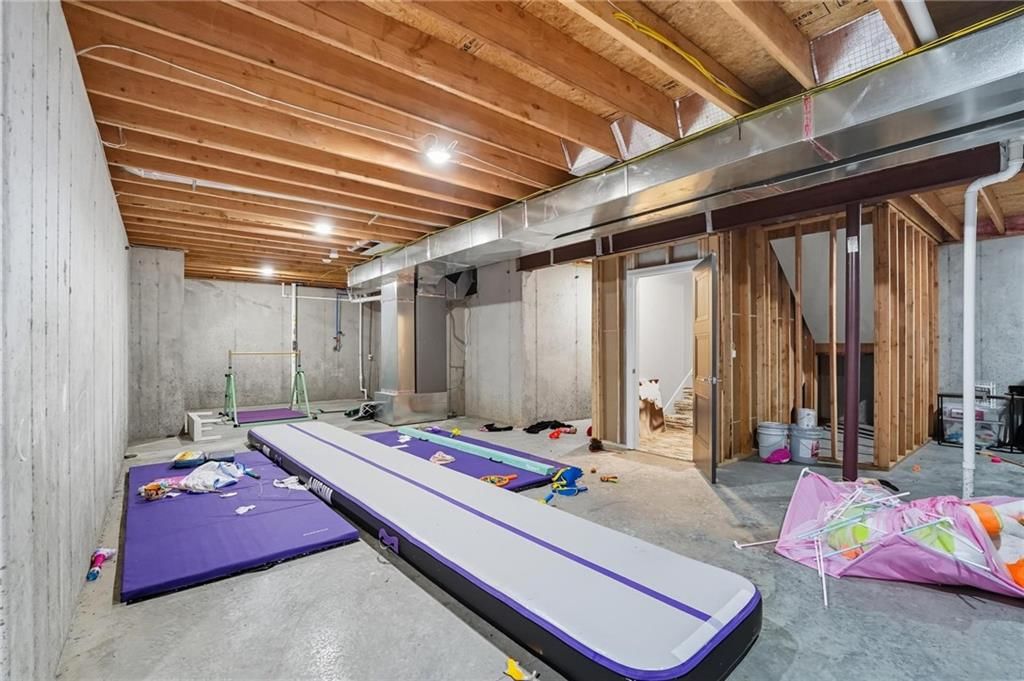 1916 NE Park Ridge Drive — photo 25