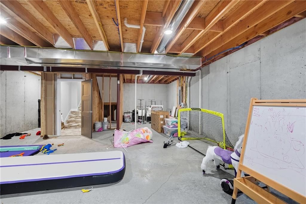 1916 NE Park Ridge Drive — photo 26
