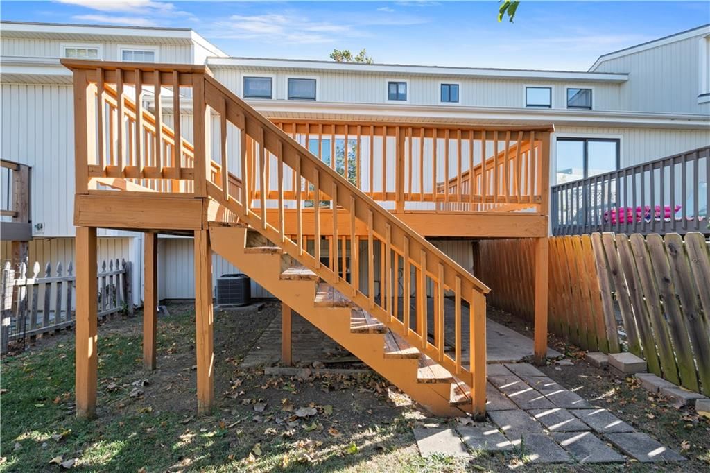 1419 E MART WAY Circle — photo 32