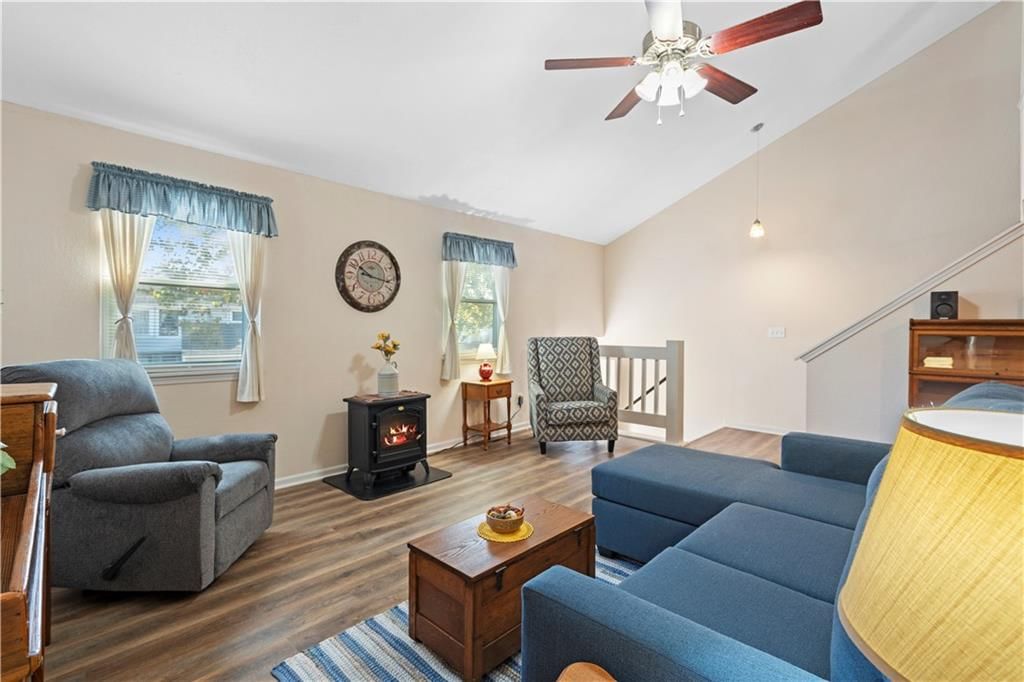 1419 E MART WAY Circle — photo 8