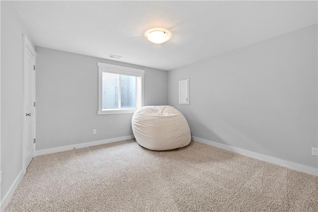 4003 W 156th Terrace — photo 44