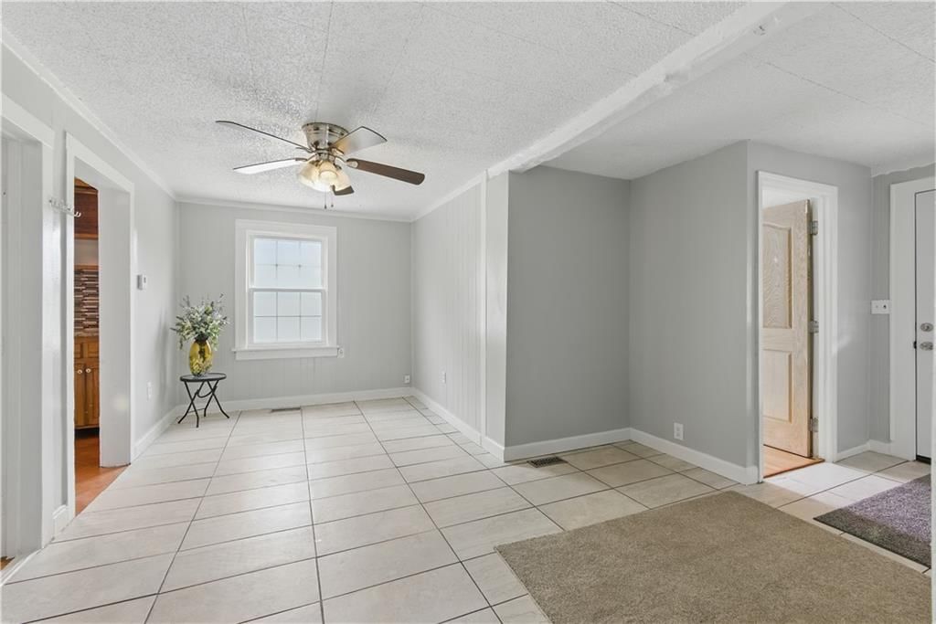 814 S Saville Avenue — photo 18