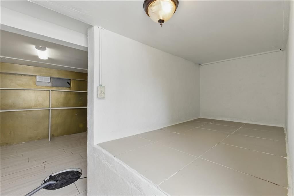 814 S Saville Avenue — photo 27