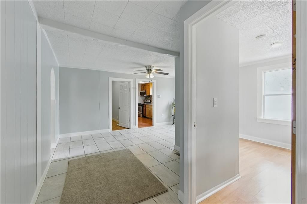814 S Saville Avenue — photo 8