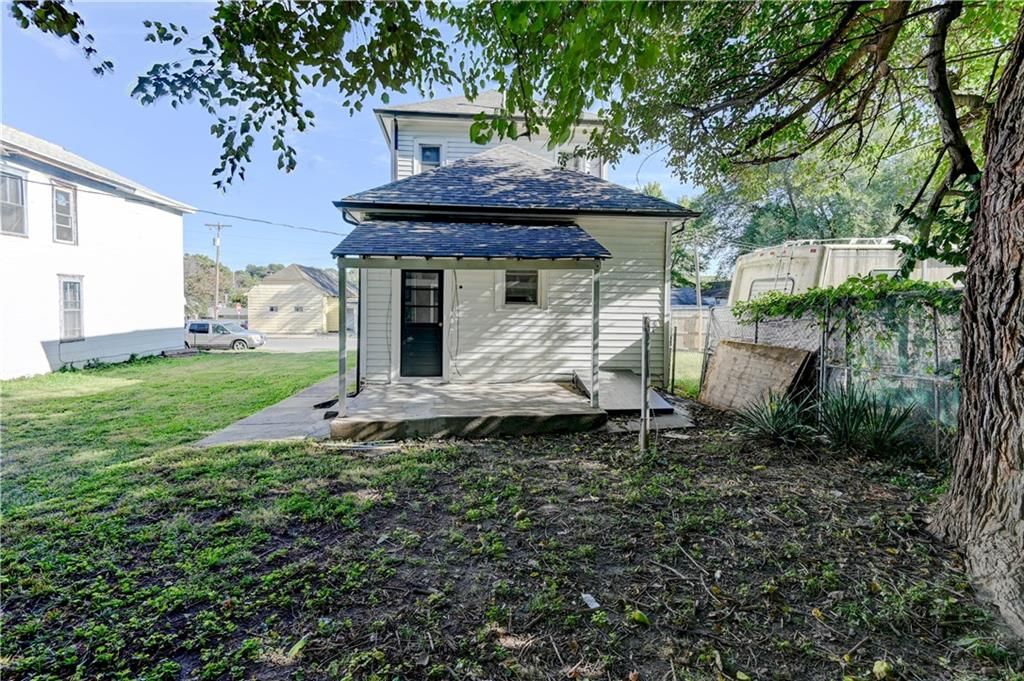 1526 Savannah Street — photo 36