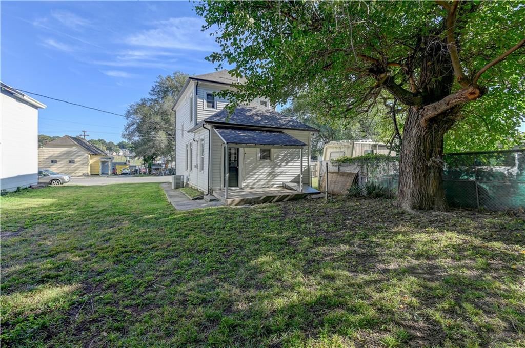 1526 Savannah Street — photo 6