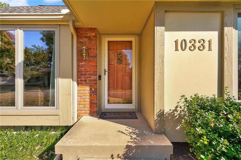 10331 Westgate Street — photo 2