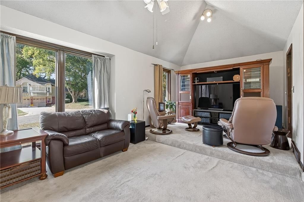 10331 Westgate Street — photo 16