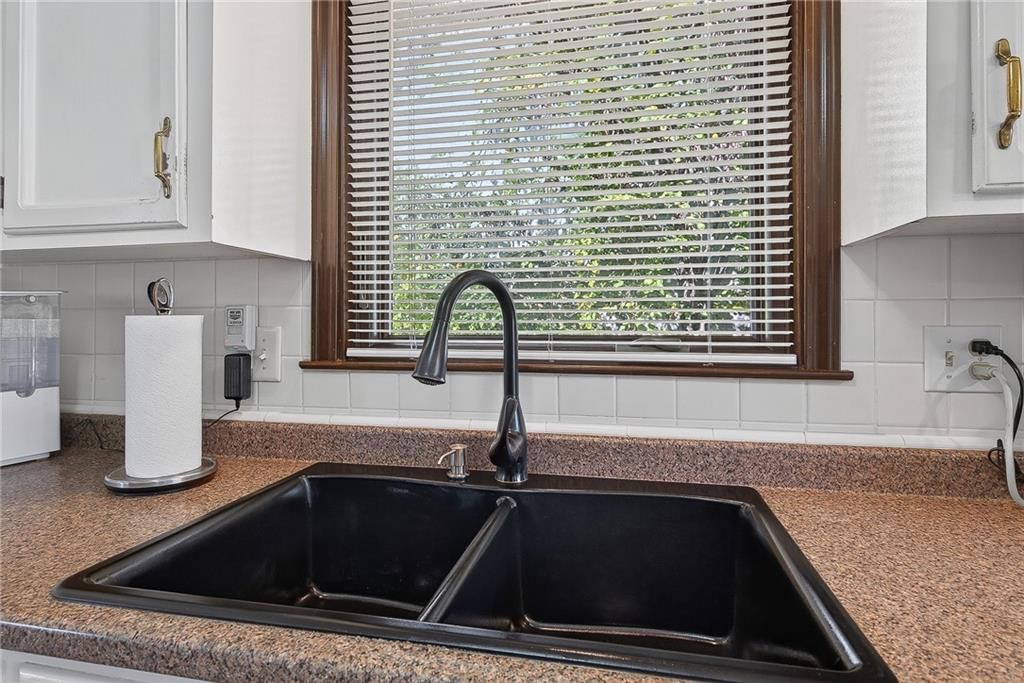 10331 Westgate Street — photo 28