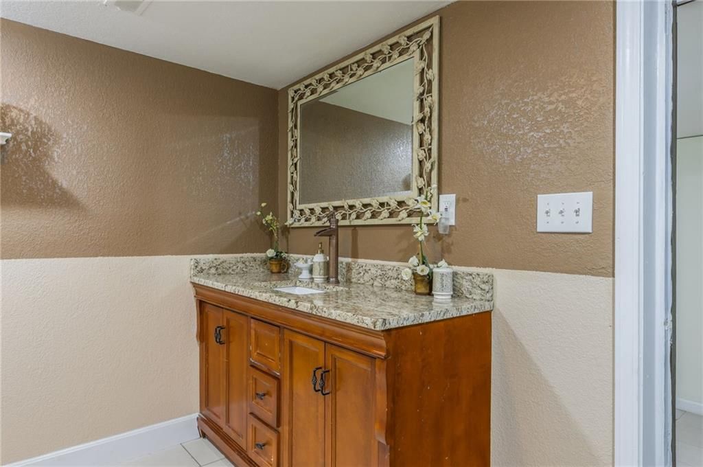 3800 S Crysler Avenue — photo 32