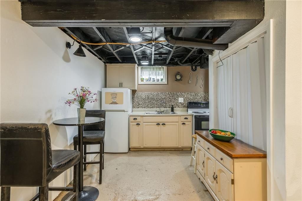 3800 S Crysler Avenue — photo 52