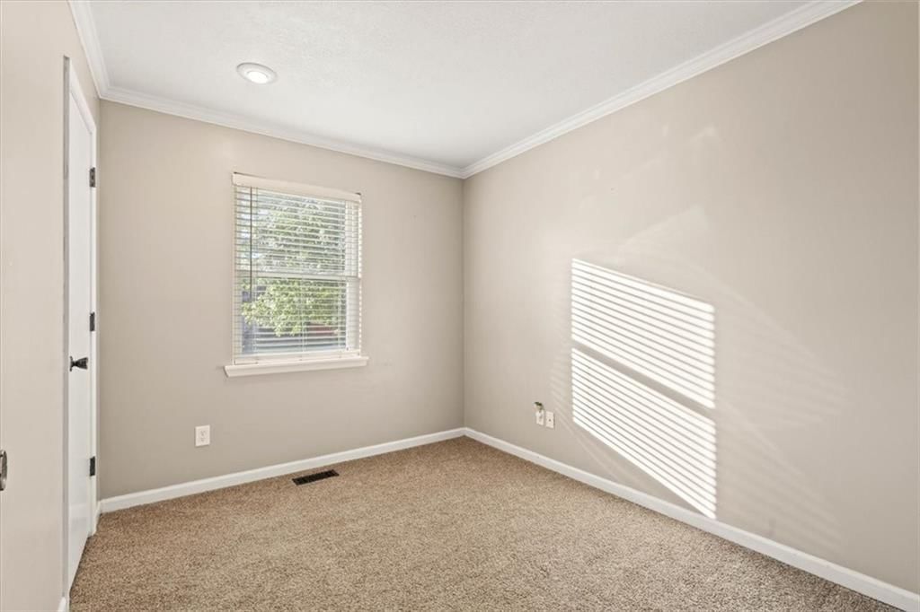 15704 W 126th Terrace — photo 14
