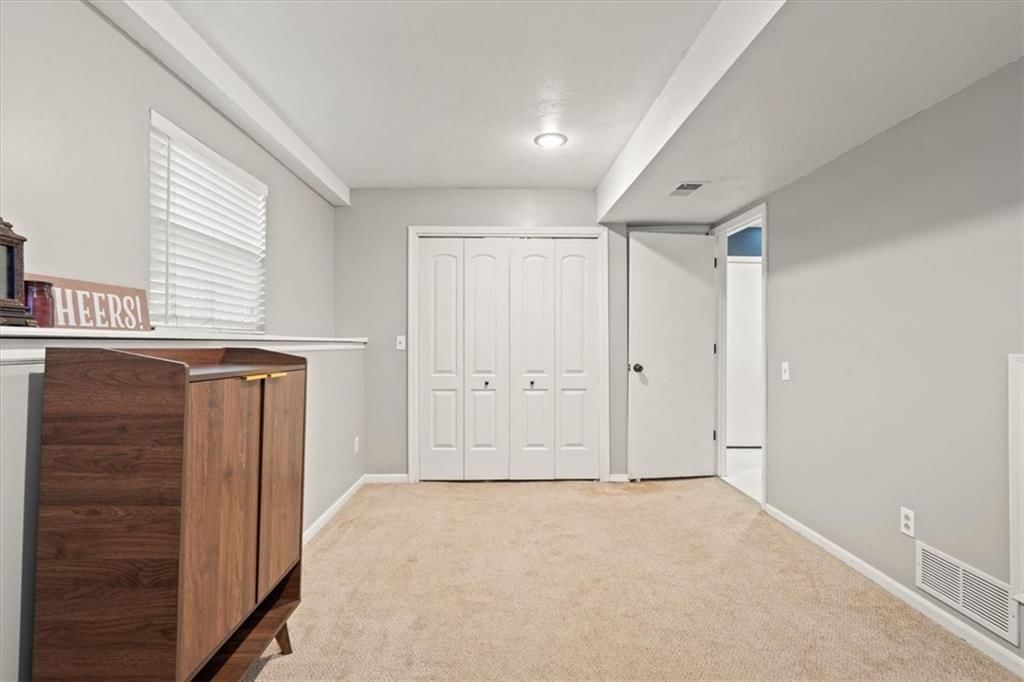 15704 W 126th Terrace — photo 24