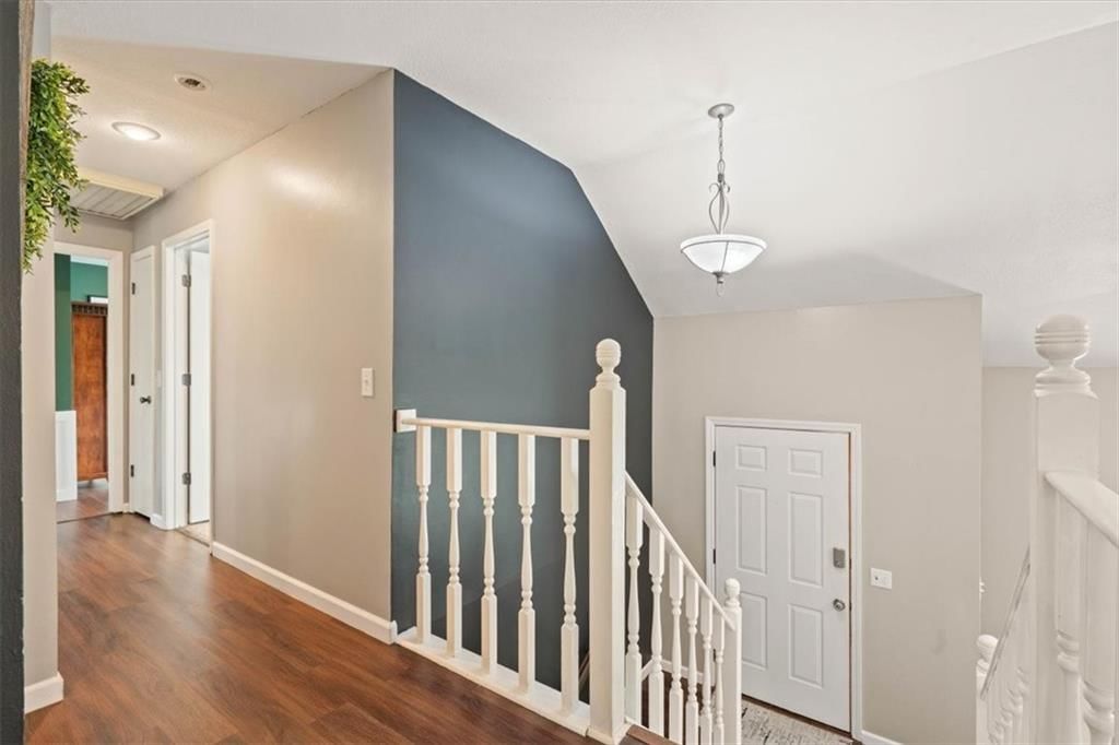 15704 W 126th Terrace — photo 8