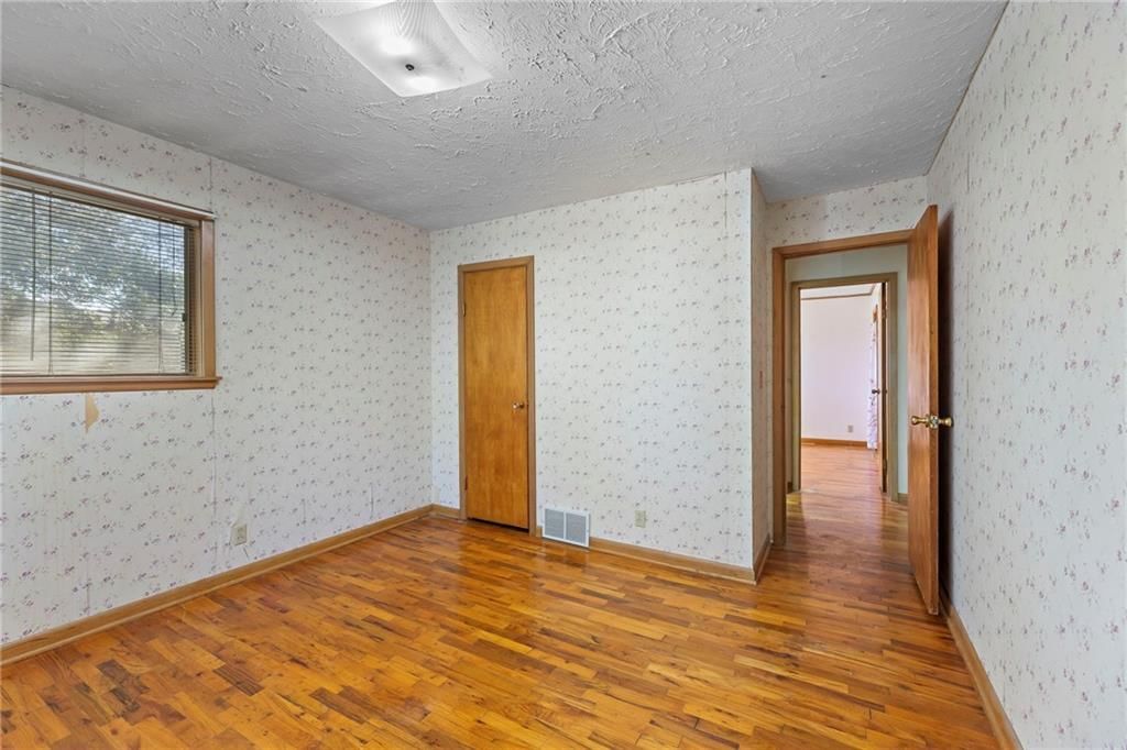 206 Evans Street — photo 20