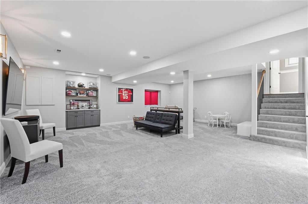 15816 Hayes Street — photo 34