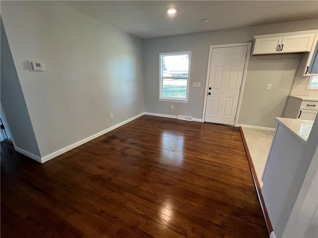 404 Lincoln Street — photo 6