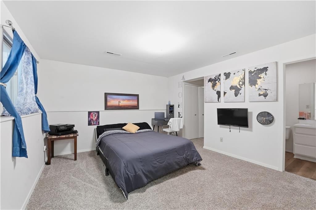 10901 Gillette Street — photo 13