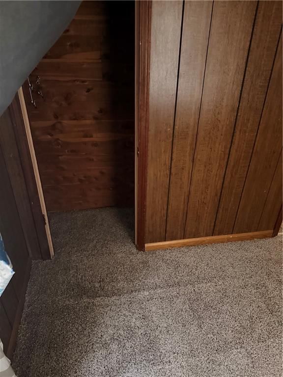 104 S Iowa Street — photo 14