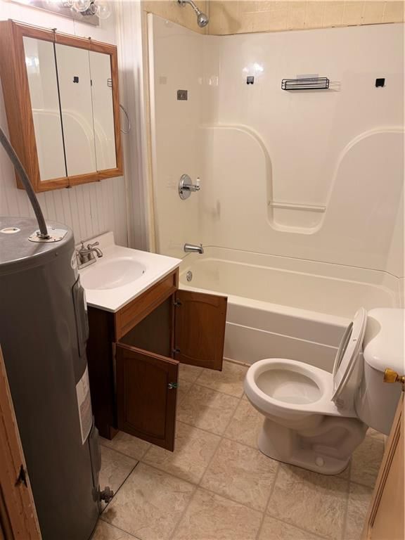 104 S Iowa Street — photo 15