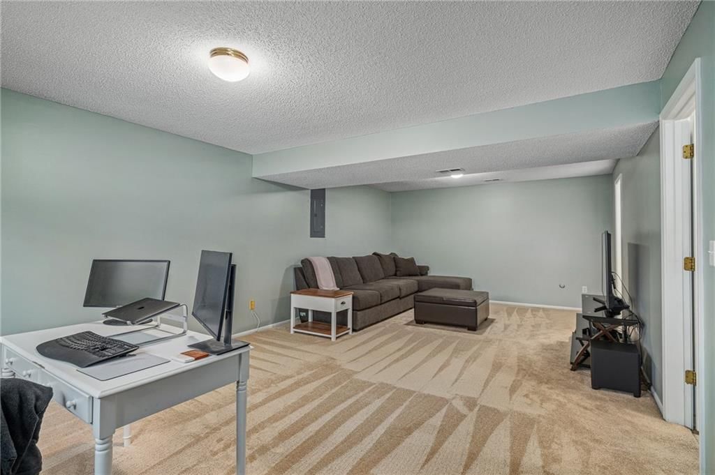 4605 NE Kingston Drive — photo 24