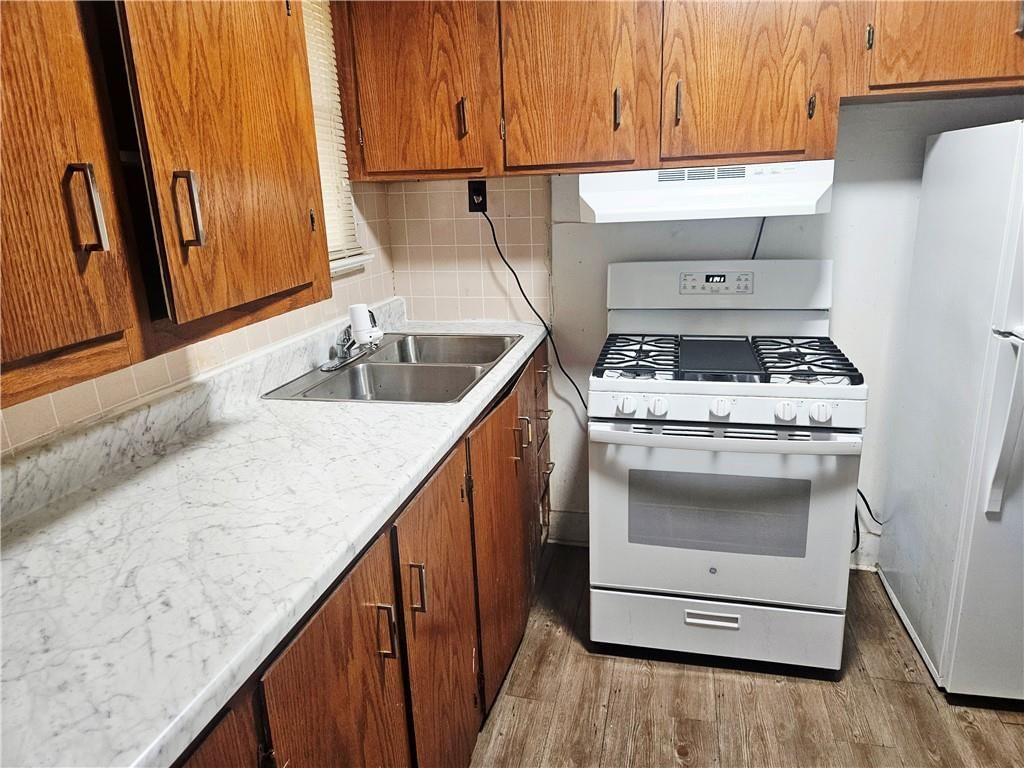 1309 Walnut Street — photo 11