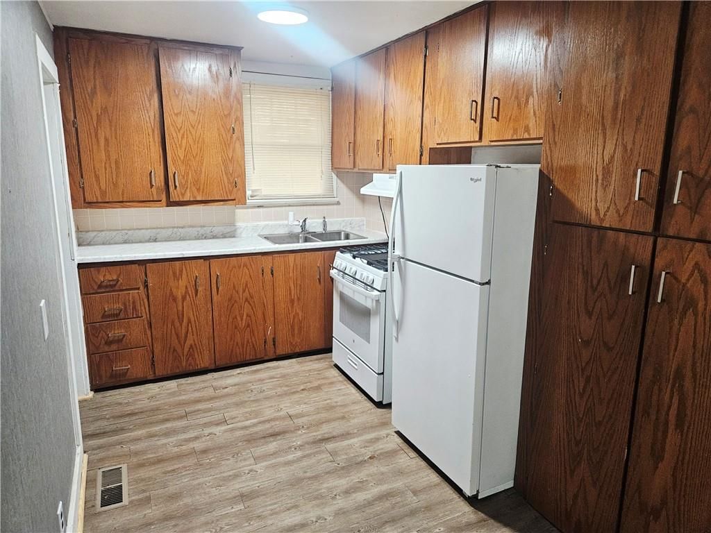1309 Walnut Street — photo 9