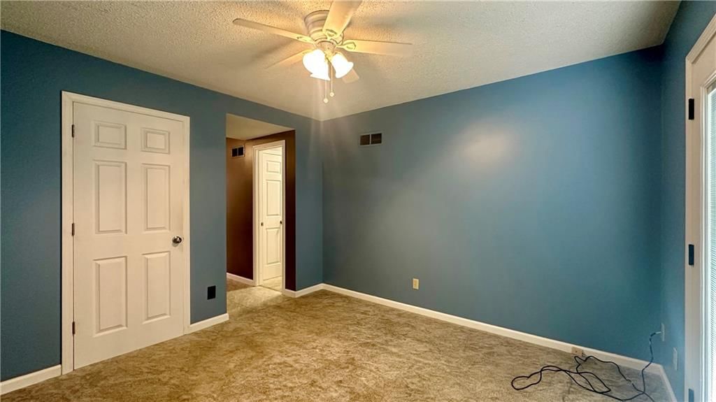 322 S Willow Street — photo 17